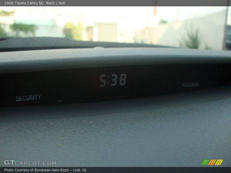 Black / Ash 2009 Toyota Camry SE