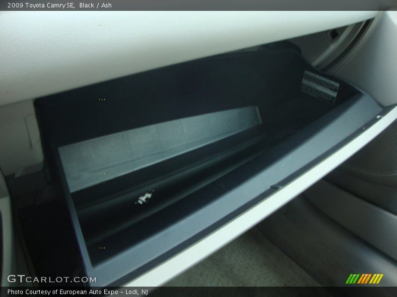 Black / Ash 2009 Toyota Camry SE
