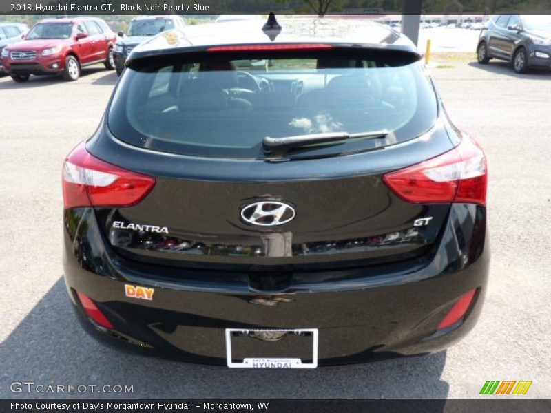 Black Noir Pearl / Blue 2013 Hyundai Elantra GT