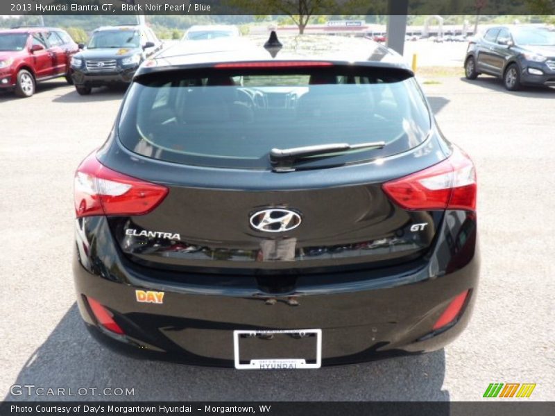 Black Noir Pearl / Blue 2013 Hyundai Elantra GT