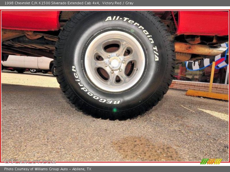 Victory Red / Gray 1998 Chevrolet C/K K1500 Silverado Extended Cab 4x4