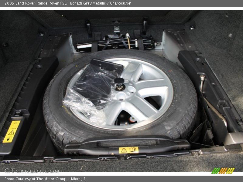 Tool Kit of 2005 Range Rover HSE
