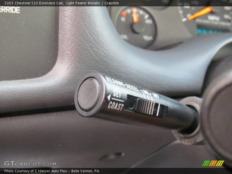 Light Pewter Metallic / Graphite 2003 Chevrolet S10 Extended Cab
