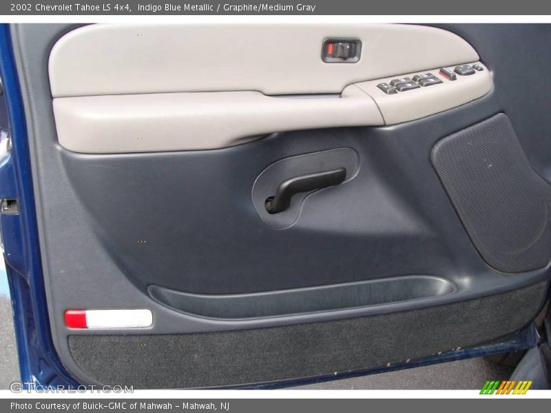 Indigo Blue Metallic / Graphite/Medium Gray 2002 Chevrolet Tahoe LS 4x4