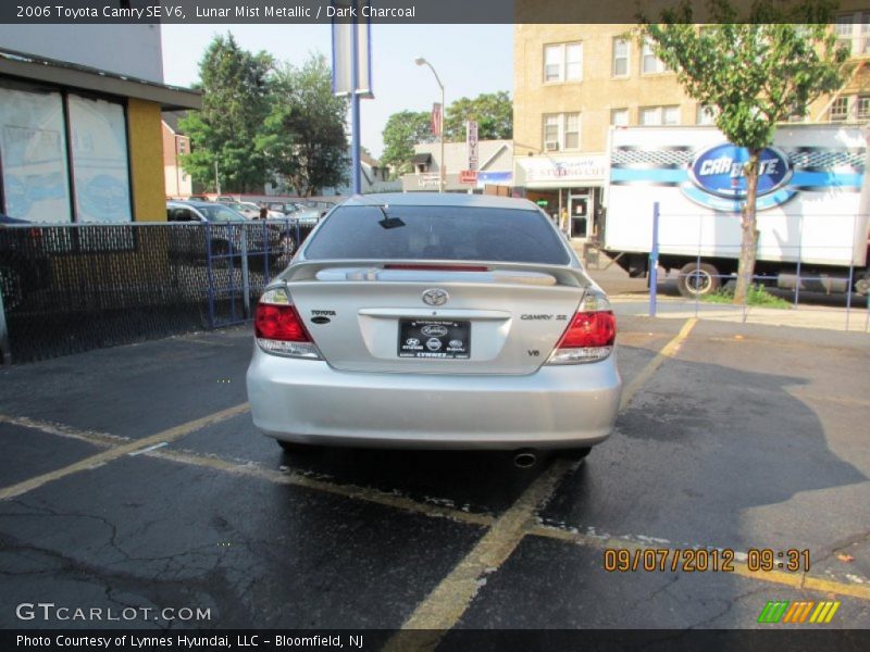 Lunar Mist Metallic / Dark Charcoal 2006 Toyota Camry SE V6