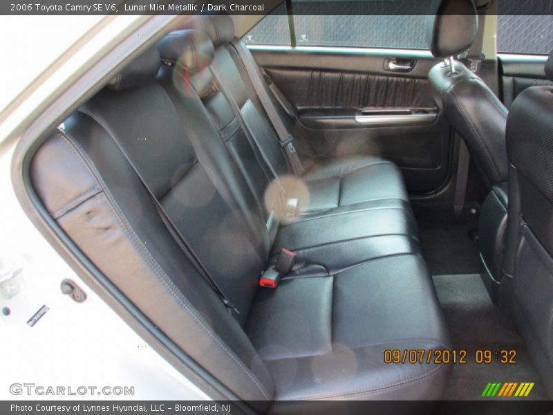 Lunar Mist Metallic / Dark Charcoal 2006 Toyota Camry SE V6
