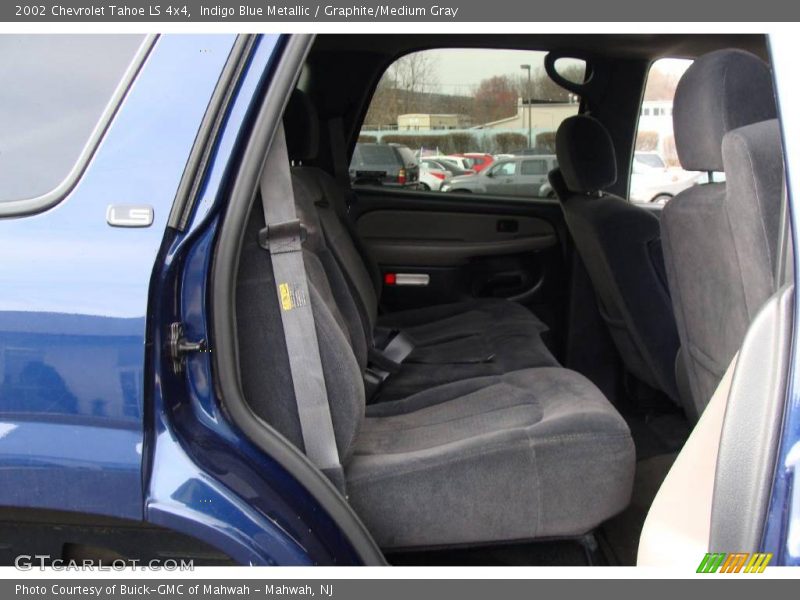 Indigo Blue Metallic / Graphite/Medium Gray 2002 Chevrolet Tahoe LS 4x4