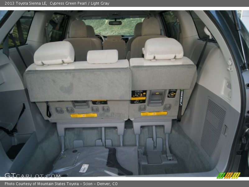 Cypress Green Pearl / Light Gray 2013 Toyota Sienna LE