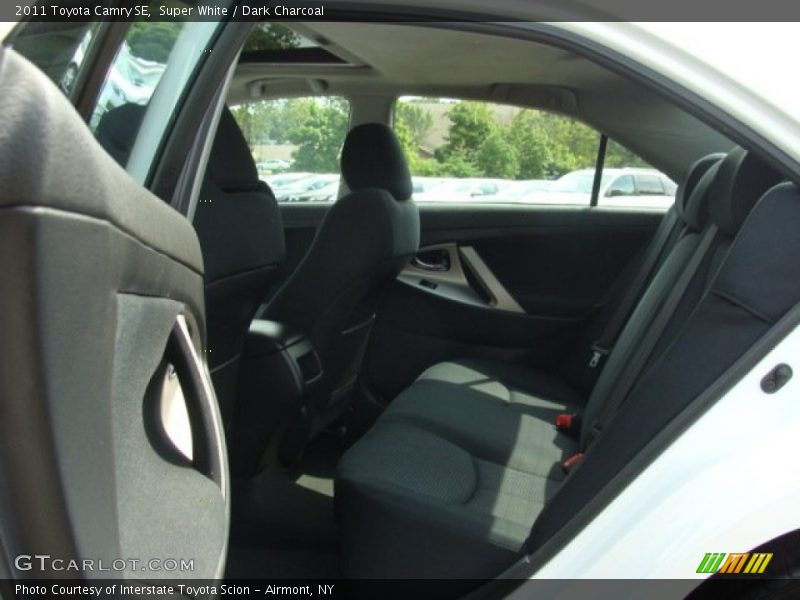 Super White / Dark Charcoal 2011 Toyota Camry SE