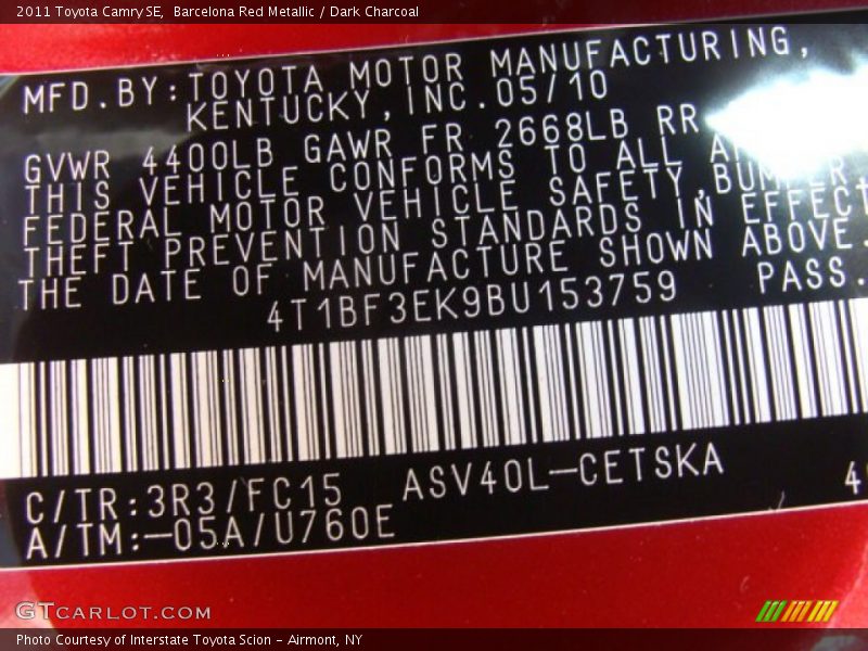 Barcelona Red Metallic / Dark Charcoal 2011 Toyota Camry SE