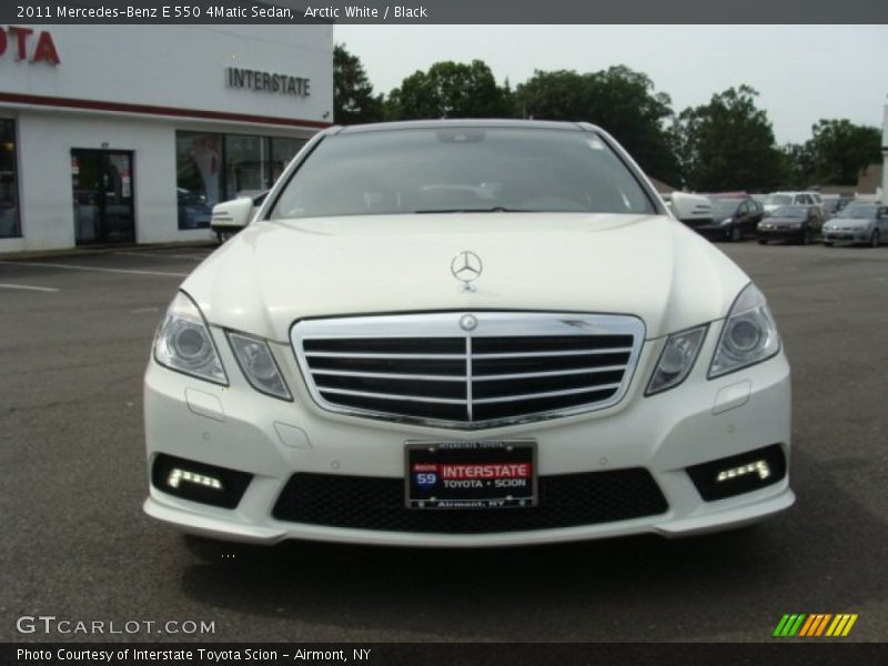 Arctic White / Black 2011 Mercedes-Benz E 550 4Matic Sedan
