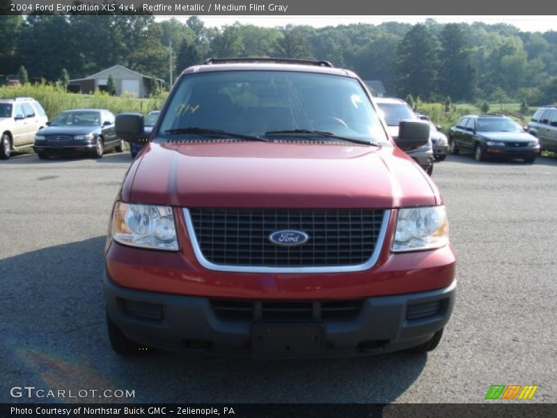 Redfire Metallic / Medium Flint Gray 2004 Ford Expedition XLS 4x4