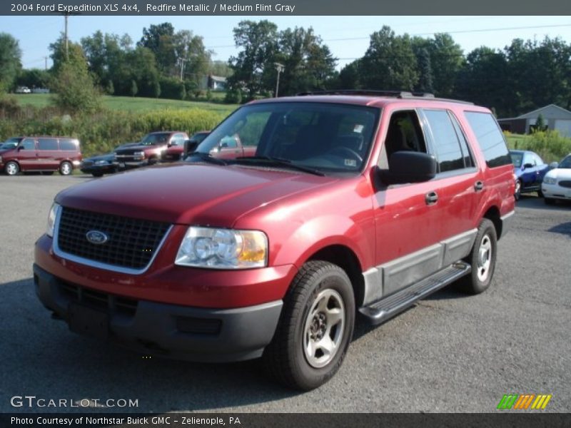 Redfire Metallic / Medium Flint Gray 2004 Ford Expedition XLS 4x4