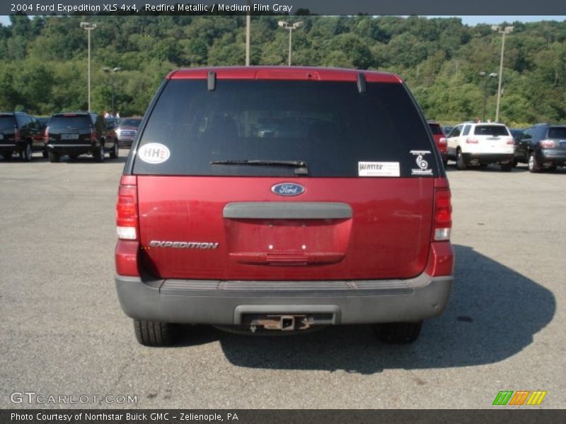 Redfire Metallic / Medium Flint Gray 2004 Ford Expedition XLS 4x4