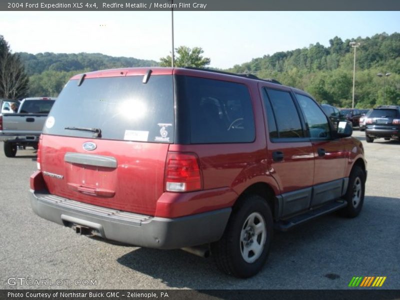 Redfire Metallic / Medium Flint Gray 2004 Ford Expedition XLS 4x4