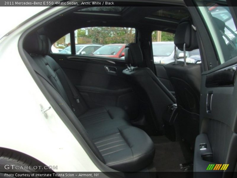 Arctic White / Black 2011 Mercedes-Benz E 550 4Matic Sedan