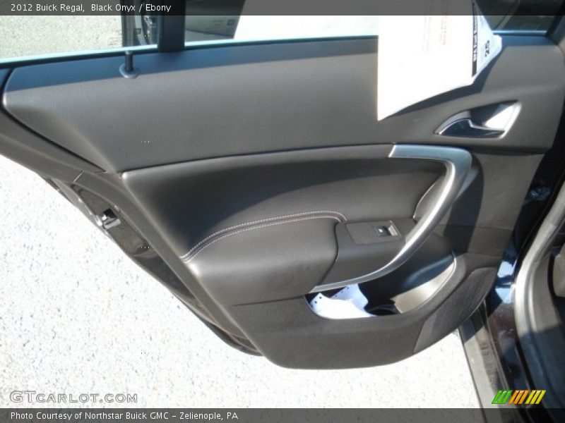 Black Onyx / Ebony 2012 Buick Regal