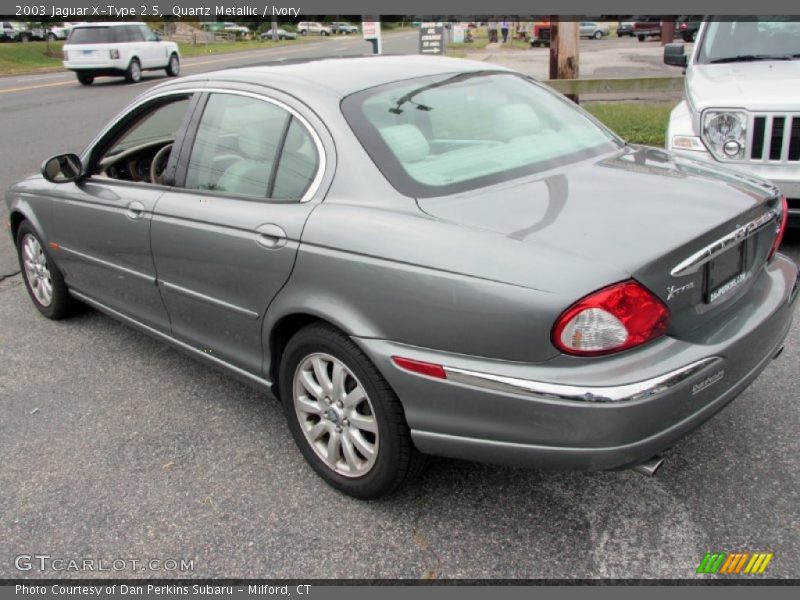 Quartz Metallic / Ivory 2003 Jaguar X-Type 2.5