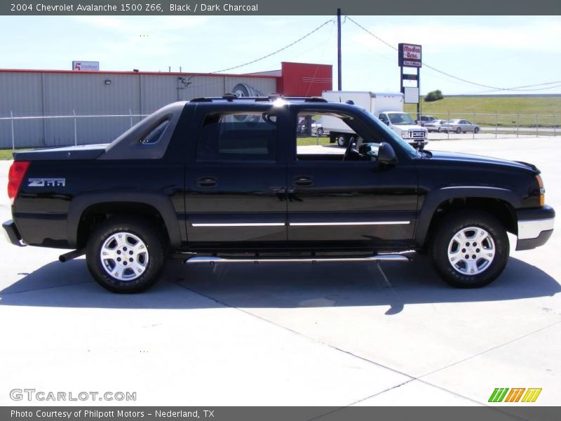 Black / Dark Charcoal 2004 Chevrolet Avalanche 1500 Z66