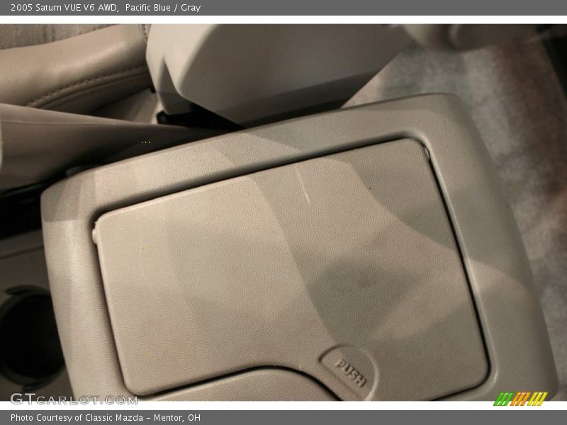 Pacific Blue / Gray 2005 Saturn VUE V6 AWD