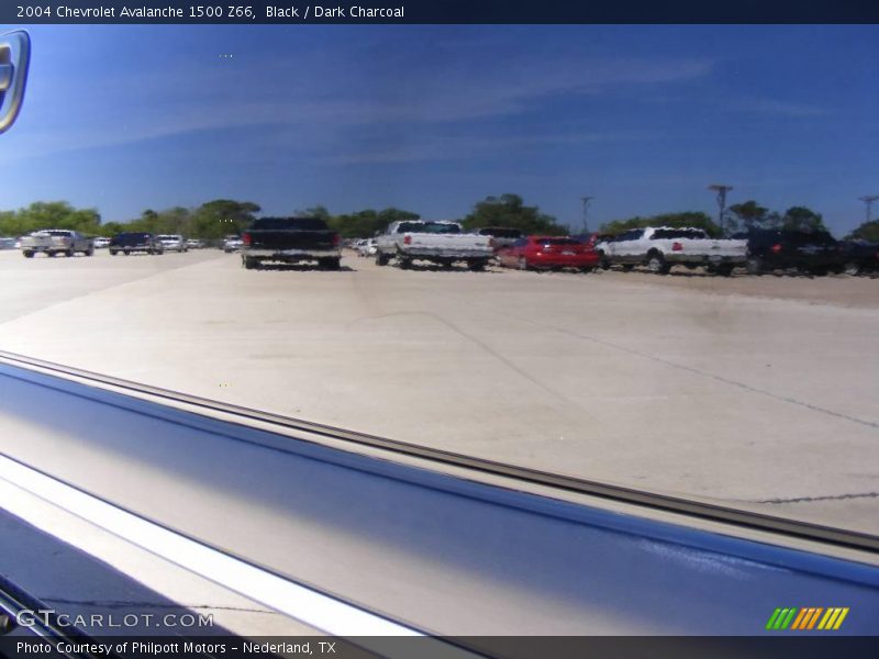 Black / Dark Charcoal 2004 Chevrolet Avalanche 1500 Z66