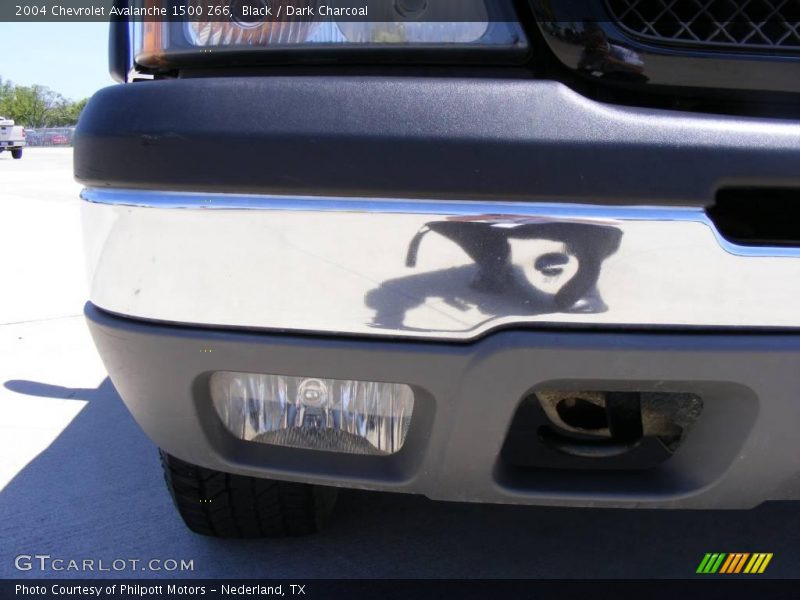 Black / Dark Charcoal 2004 Chevrolet Avalanche 1500 Z66