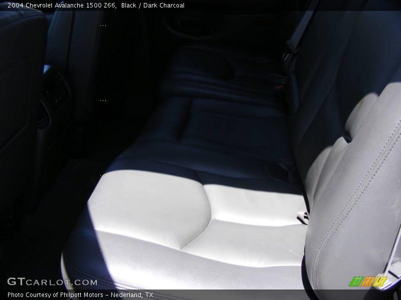 Black / Dark Charcoal 2004 Chevrolet Avalanche 1500 Z66