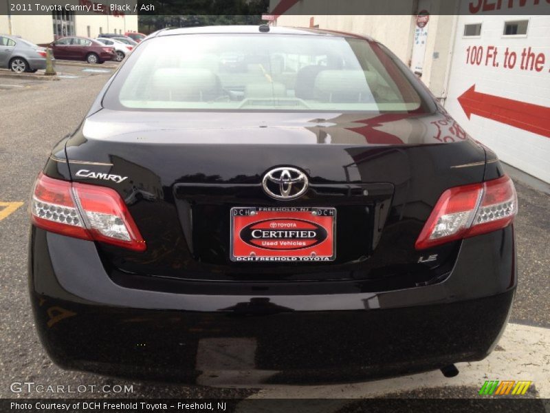 Black / Ash 2011 Toyota Camry LE