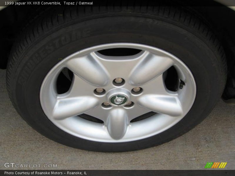  1999 XK XK8 Convertible Wheel
