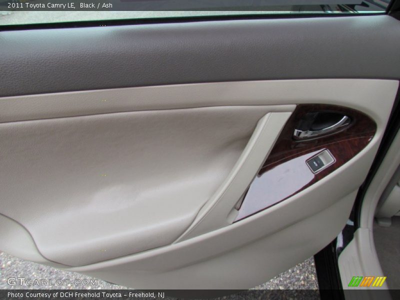 Black / Ash 2011 Toyota Camry LE