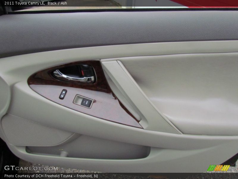 Black / Ash 2011 Toyota Camry LE