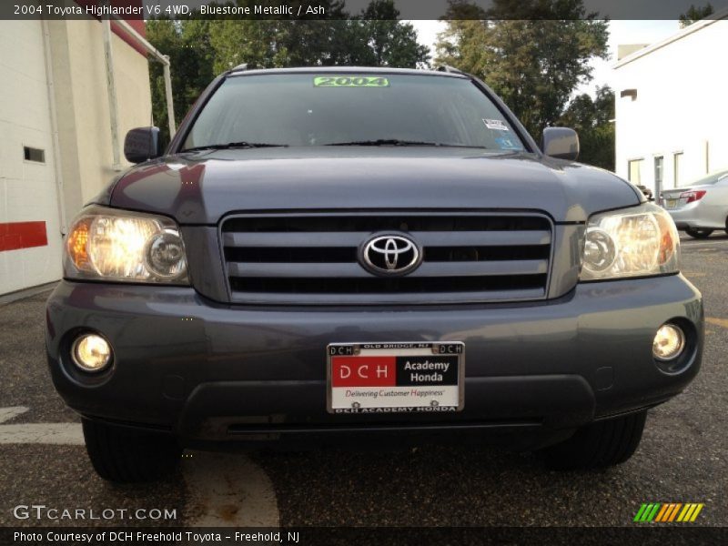 Bluestone Metallic / Ash 2004 Toyota Highlander V6 4WD