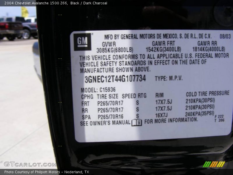 Black / Dark Charcoal 2004 Chevrolet Avalanche 1500 Z66