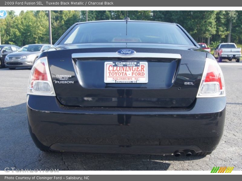 Tuxedo Black Metallic / Charcoal Black 2009 Ford Fusion SEL