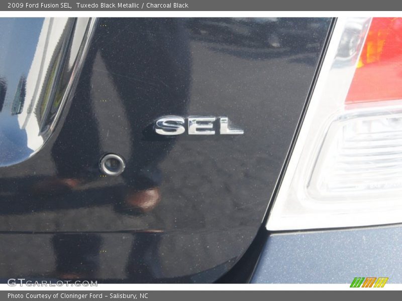 Tuxedo Black Metallic / Charcoal Black 2009 Ford Fusion SEL