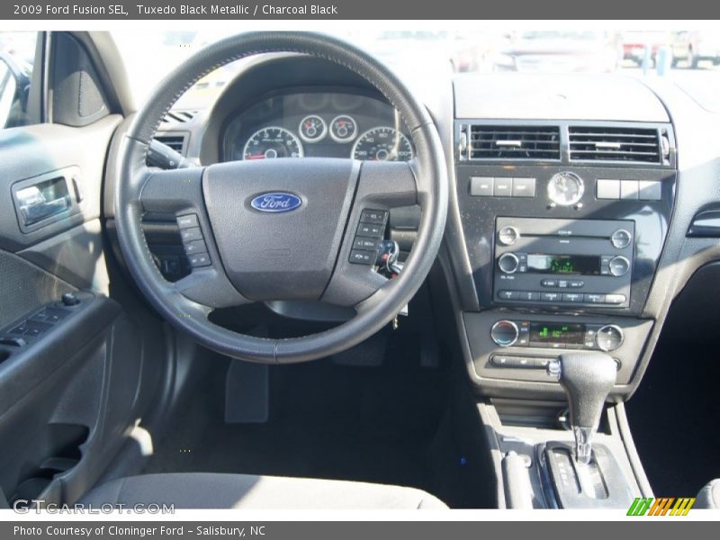 Tuxedo Black Metallic / Charcoal Black 2009 Ford Fusion SEL