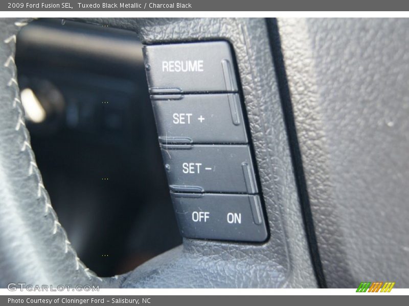 Tuxedo Black Metallic / Charcoal Black 2009 Ford Fusion SEL