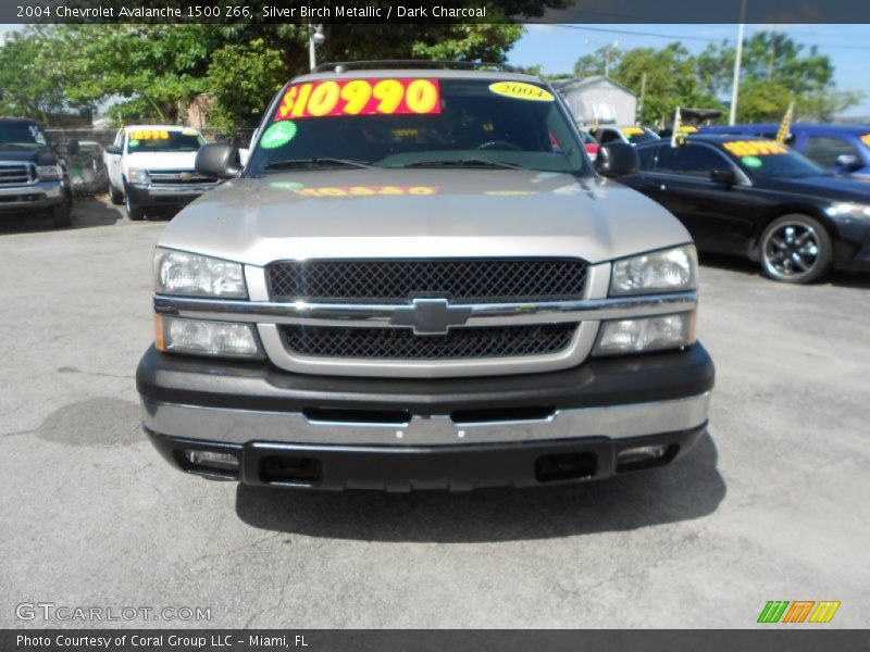 Silver Birch Metallic / Dark Charcoal 2004 Chevrolet Avalanche 1500 Z66