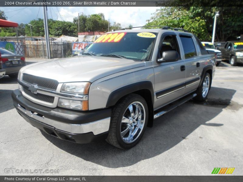 Silver Birch Metallic / Dark Charcoal 2004 Chevrolet Avalanche 1500 Z66