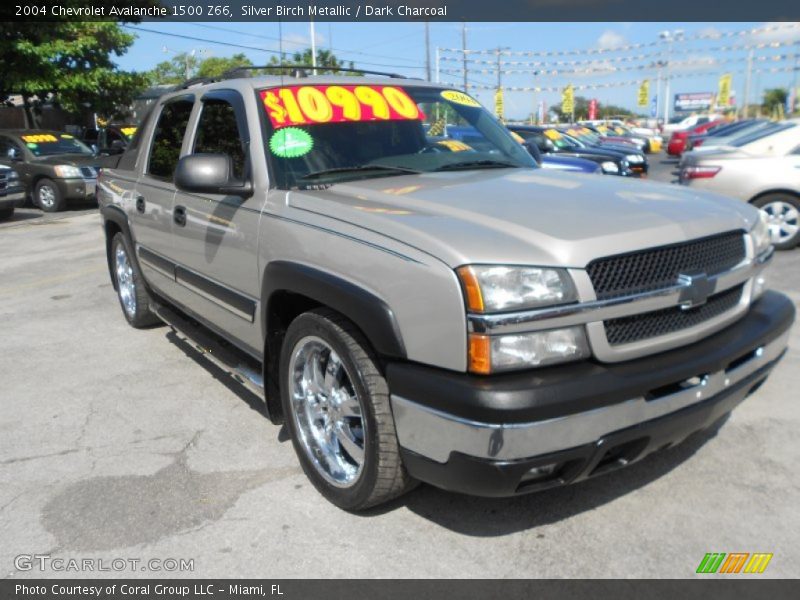 Silver Birch Metallic / Dark Charcoal 2004 Chevrolet Avalanche 1500 Z66
