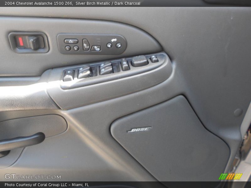 Silver Birch Metallic / Dark Charcoal 2004 Chevrolet Avalanche 1500 Z66