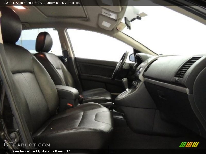 Super Black / Charcoal 2011 Nissan Sentra 2.0 SL