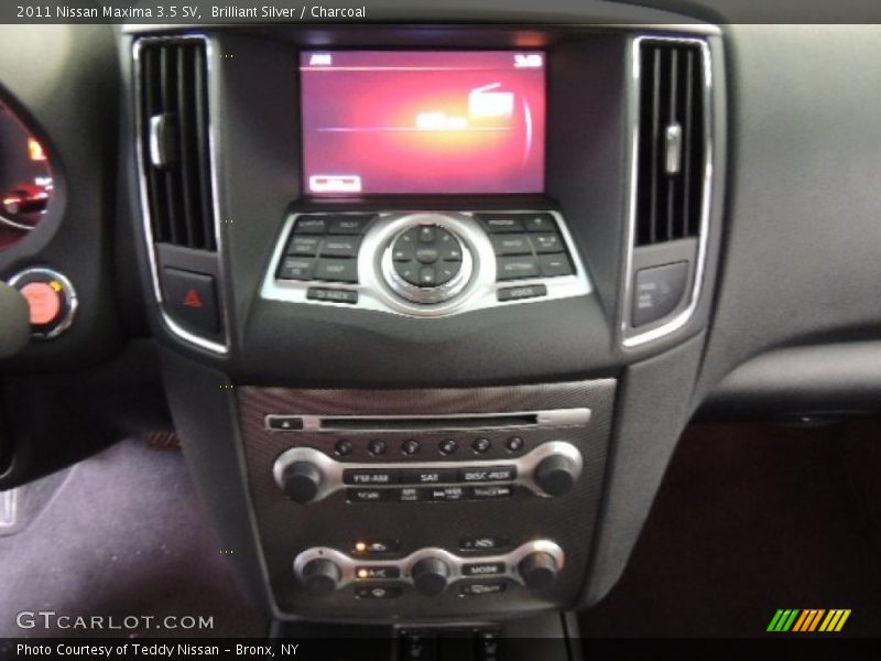 Brilliant Silver / Charcoal 2011 Nissan Maxima 3.5 SV