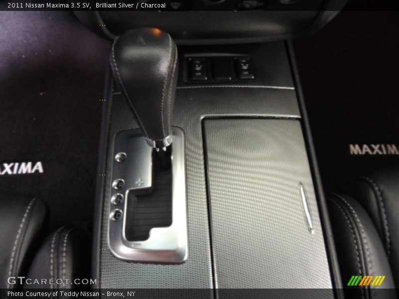 Brilliant Silver / Charcoal 2011 Nissan Maxima 3.5 SV