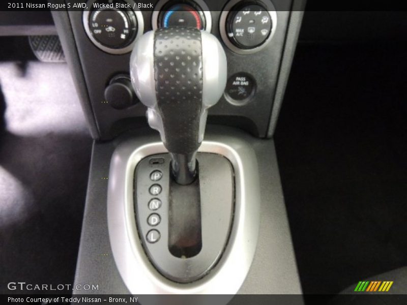 Wicked Black / Black 2011 Nissan Rogue S AWD