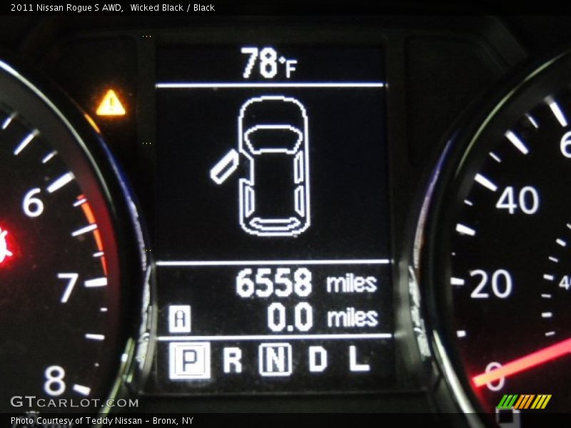 Wicked Black / Black 2011 Nissan Rogue S AWD