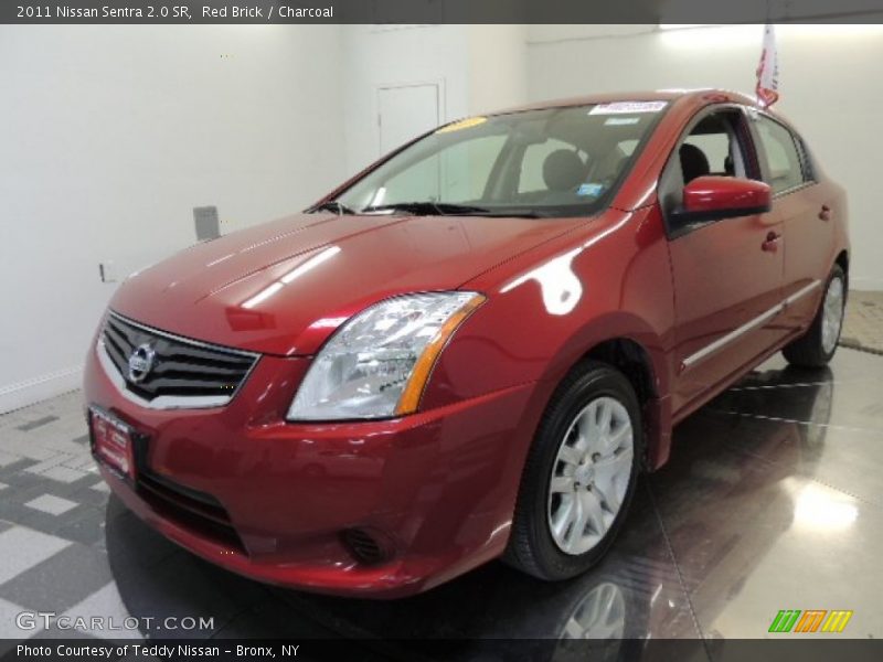 Red Brick / Charcoal 2011 Nissan Sentra 2.0 SR