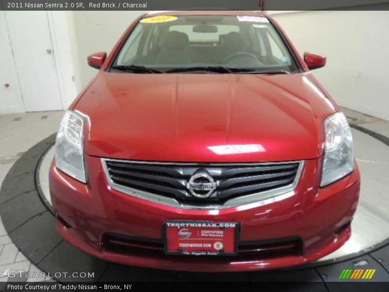 Red Brick / Charcoal 2011 Nissan Sentra 2.0 SR