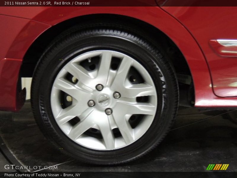 Red Brick / Charcoal 2011 Nissan Sentra 2.0 SR