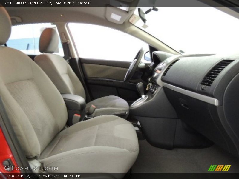 Red Brick / Charcoal 2011 Nissan Sentra 2.0 SR
